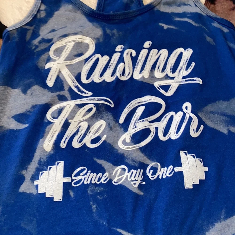 MuscleBox tank bundle! - Picture 3 of 4